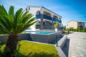 Villa Calma Apartments